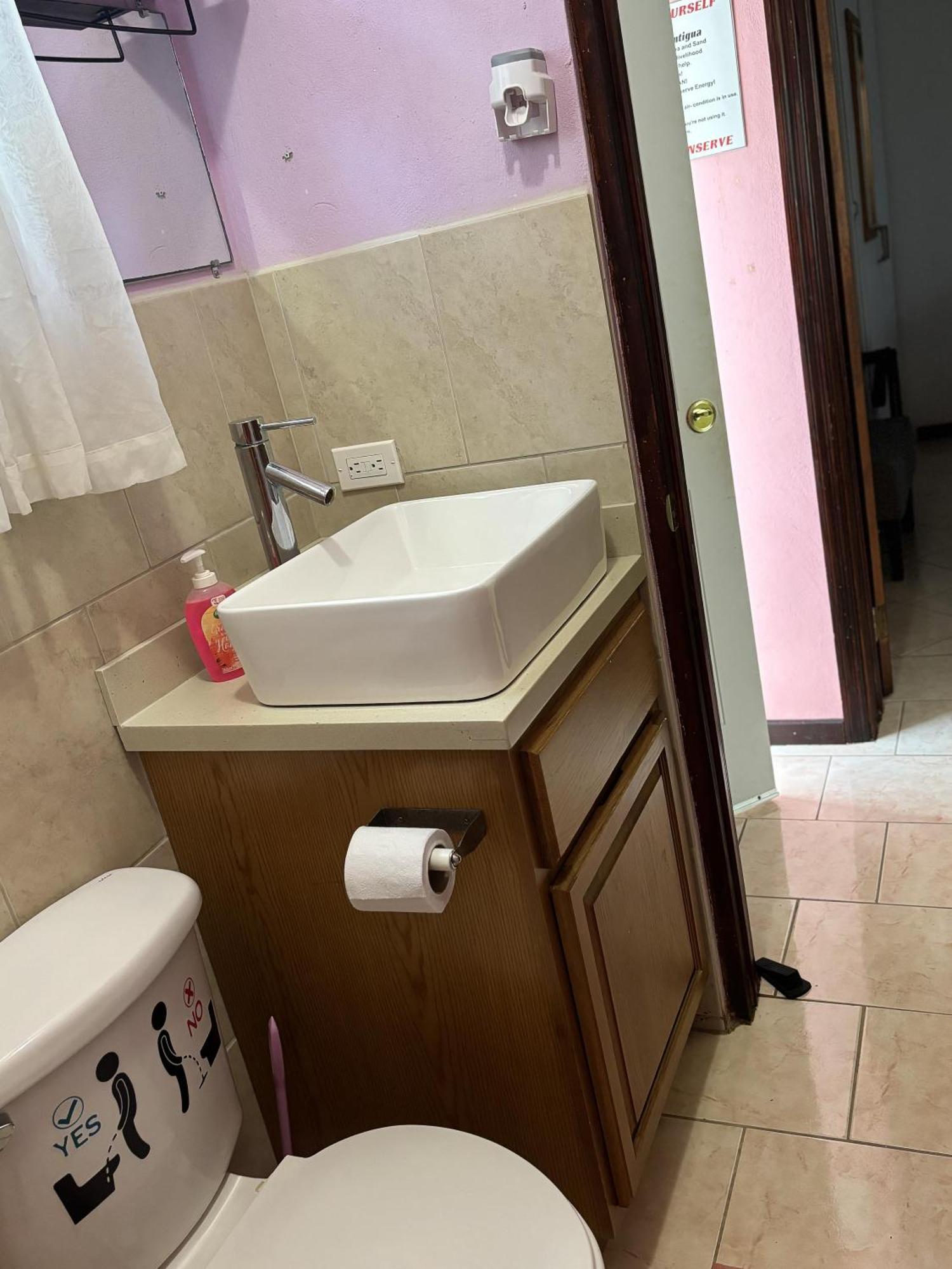 Denyse Home Cottage St. John's Luaran gambar