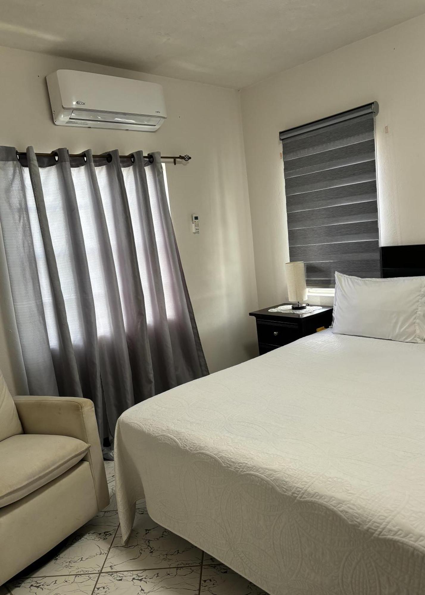 Denyse Home Cottage St. John's Luaran gambar